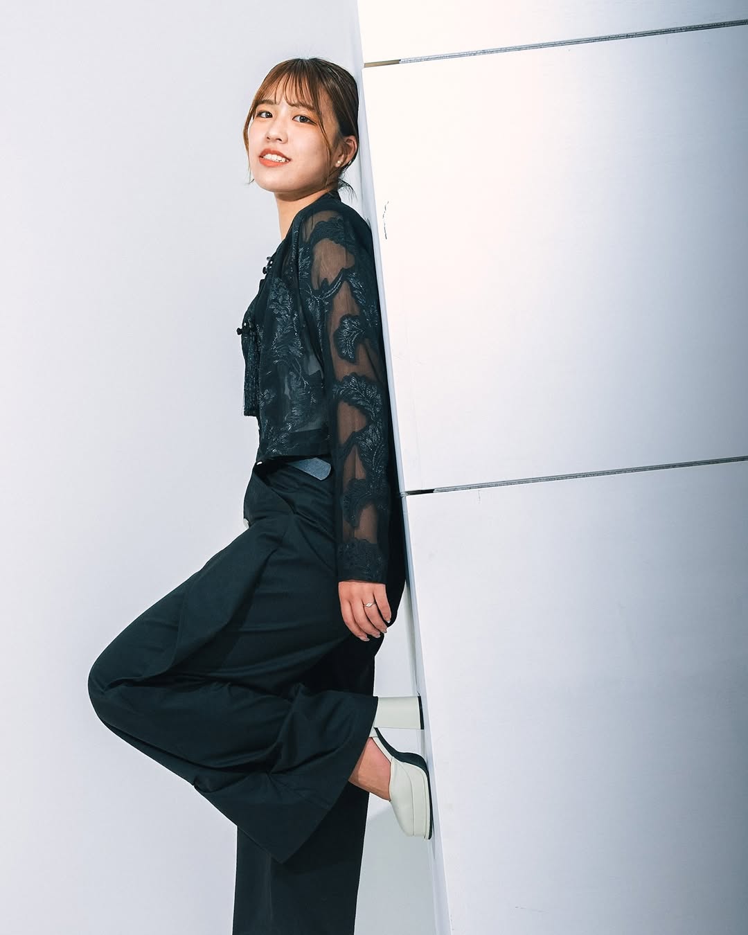 Model : @portrait.by.namiki　Photo : @0o8___0o8